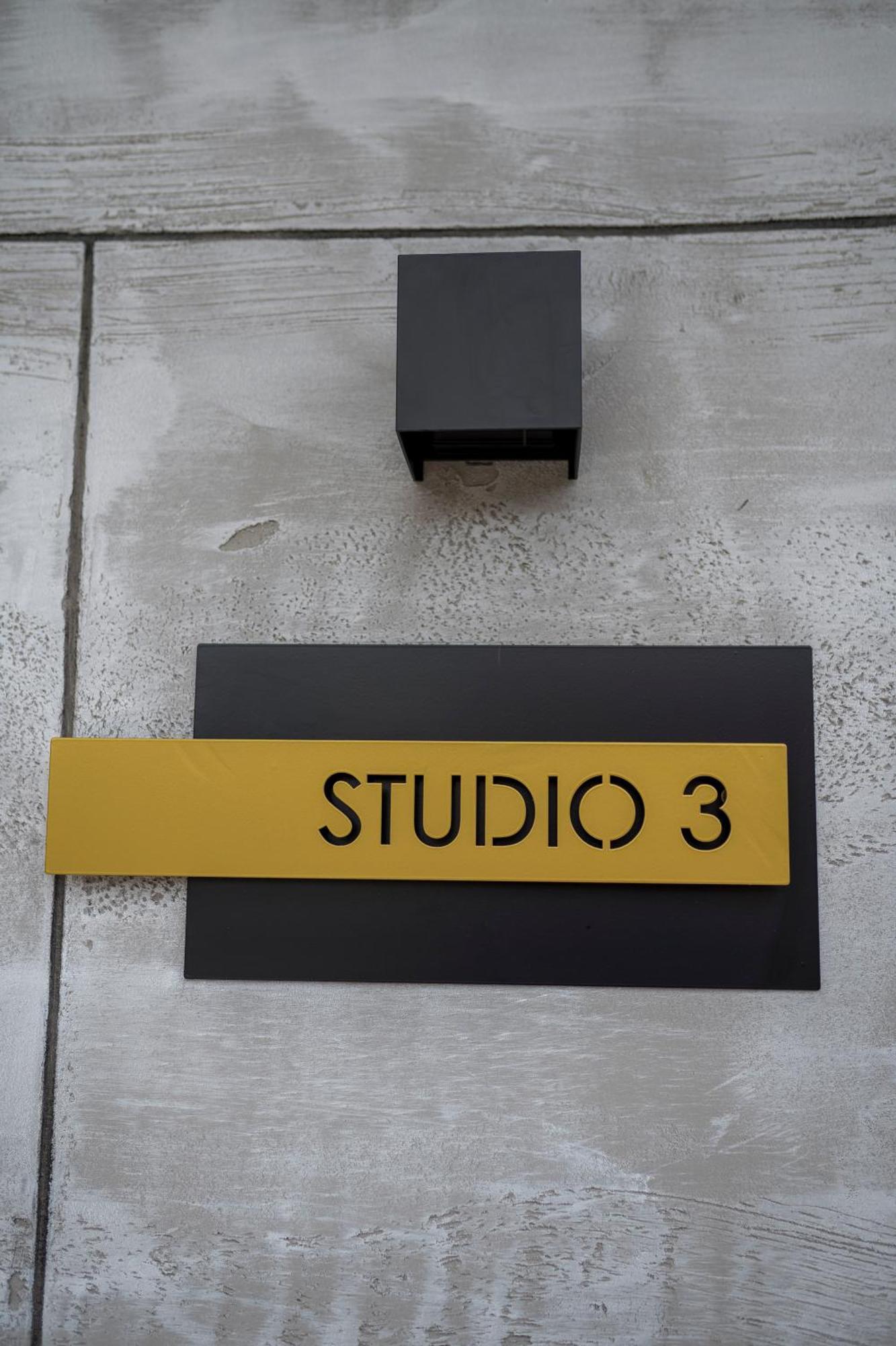 Imperial Studio Σίμπιου Εξωτερικό φωτογραφία
